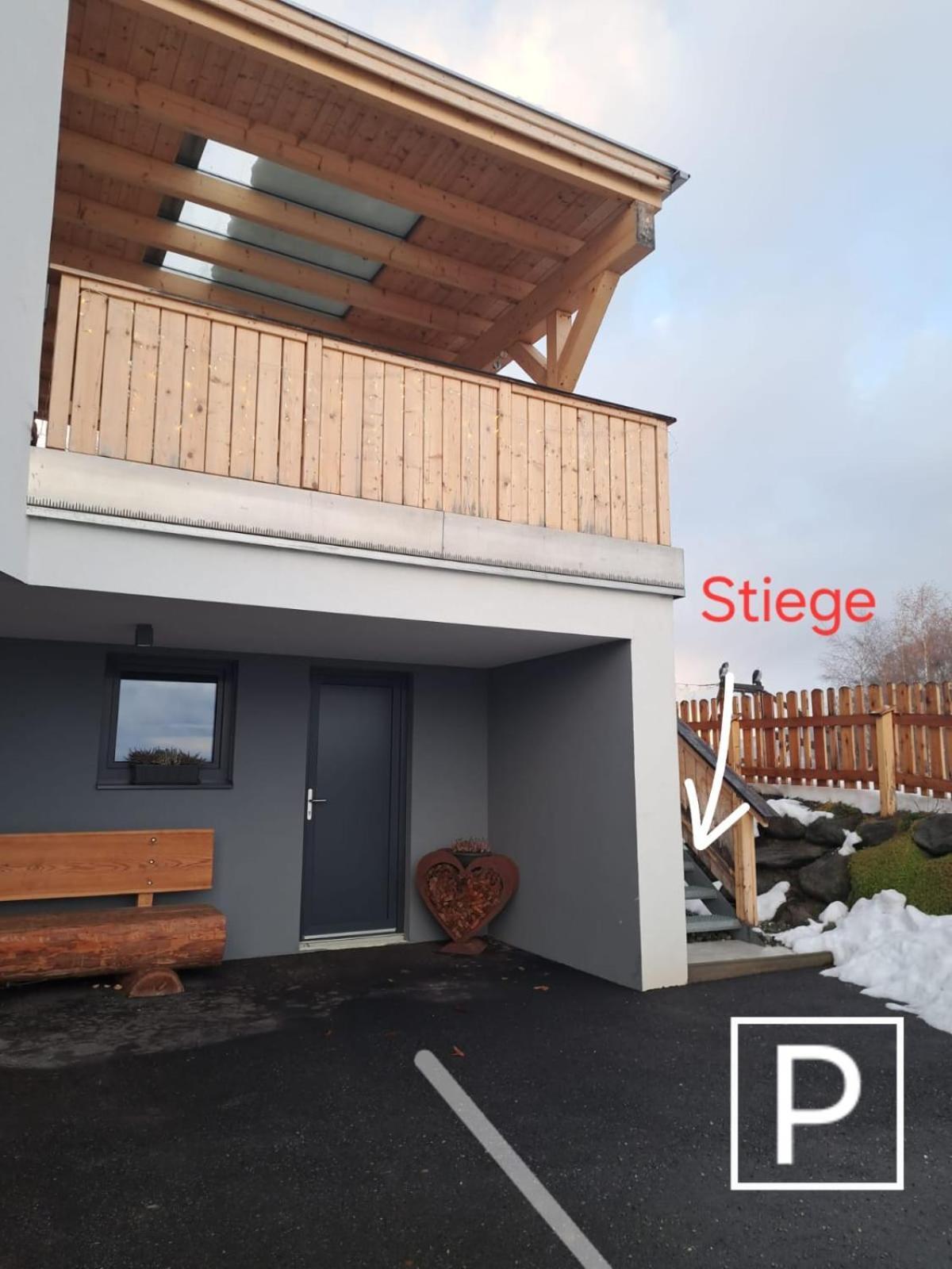 Ferienwohnung Abenthung Grinzens Buitenkant foto